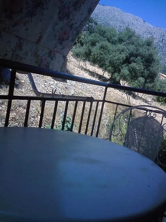 Maison d'hôtes Villa Marabou Poros