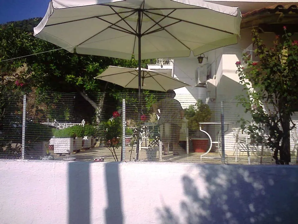 Villa Marabou Poros  3*, Poros (Kefalonia) Grèce