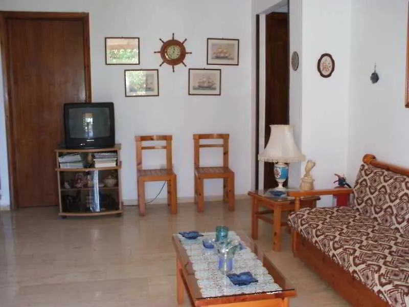 Villa Marabou Poros  3*, Poros (Kefalonia) Greece